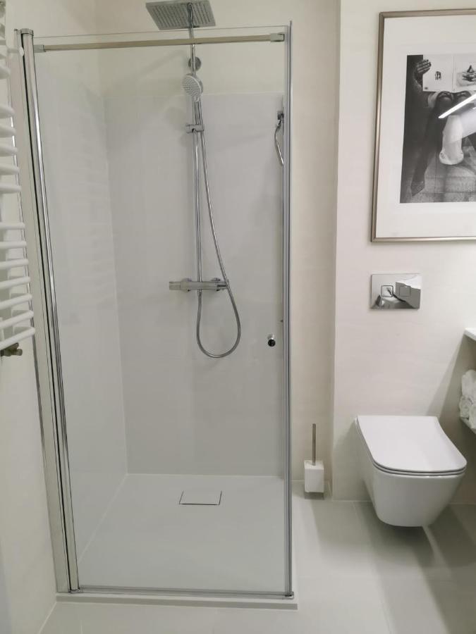 Przytulny Apartament Z Kominkiem Przy Jeziorze 博尔内苏利诺沃 外观 照片